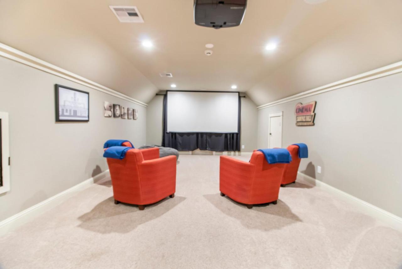 Luxury Waterfront Home Family And Pet Friendly Near Surfside Beach 11 Mins Freeport Exterior foto