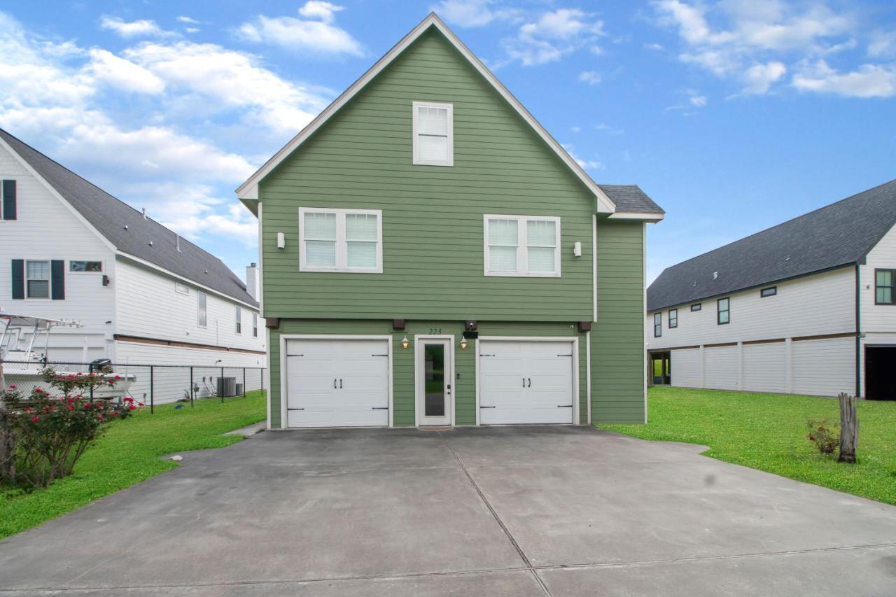 Luxury Waterfront Home Family And Pet Friendly Near Surfside Beach 11 Mins Freeport Exterior foto