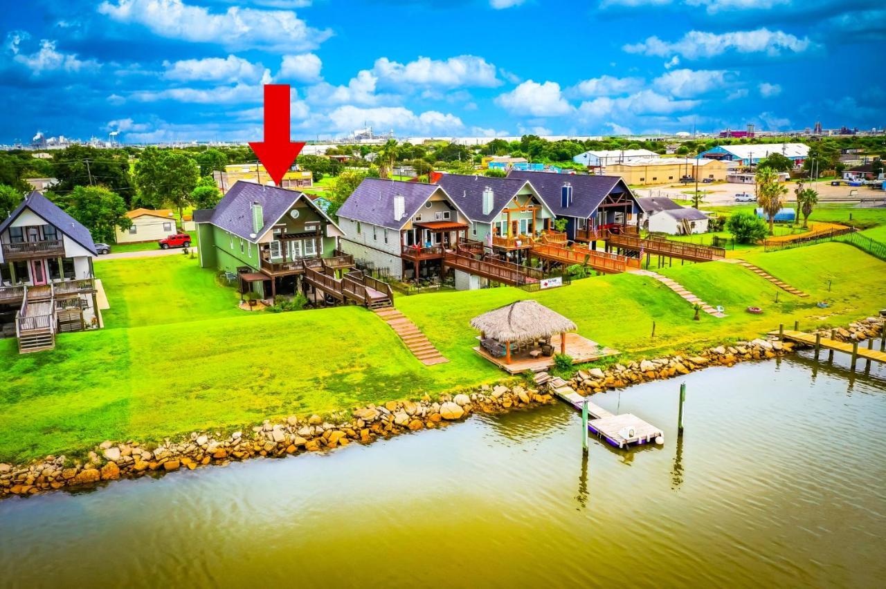 Luxury Waterfront Home Family And Pet Friendly Near Surfside Beach 11 Mins Freeport Exterior foto